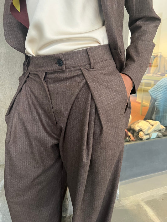 Pantalone completo Asia