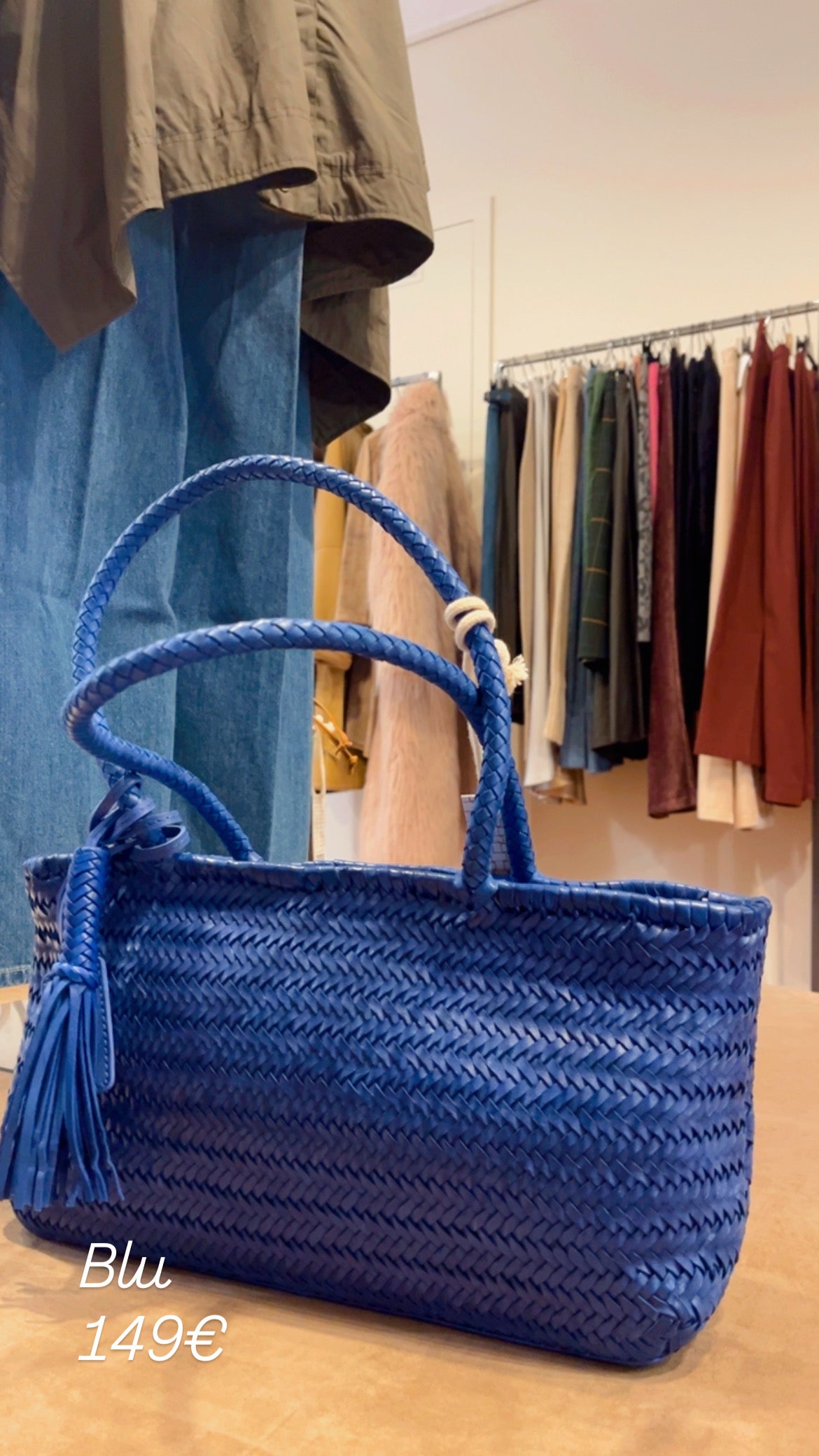 Borsa media intrecciata