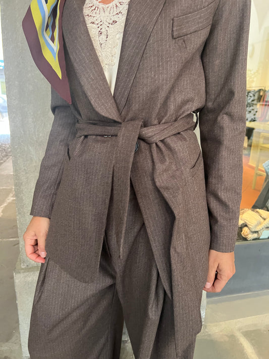 Top con dettaglio pizzo