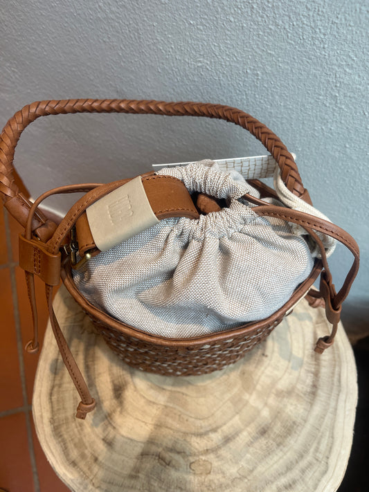 Secchiello intrecciato