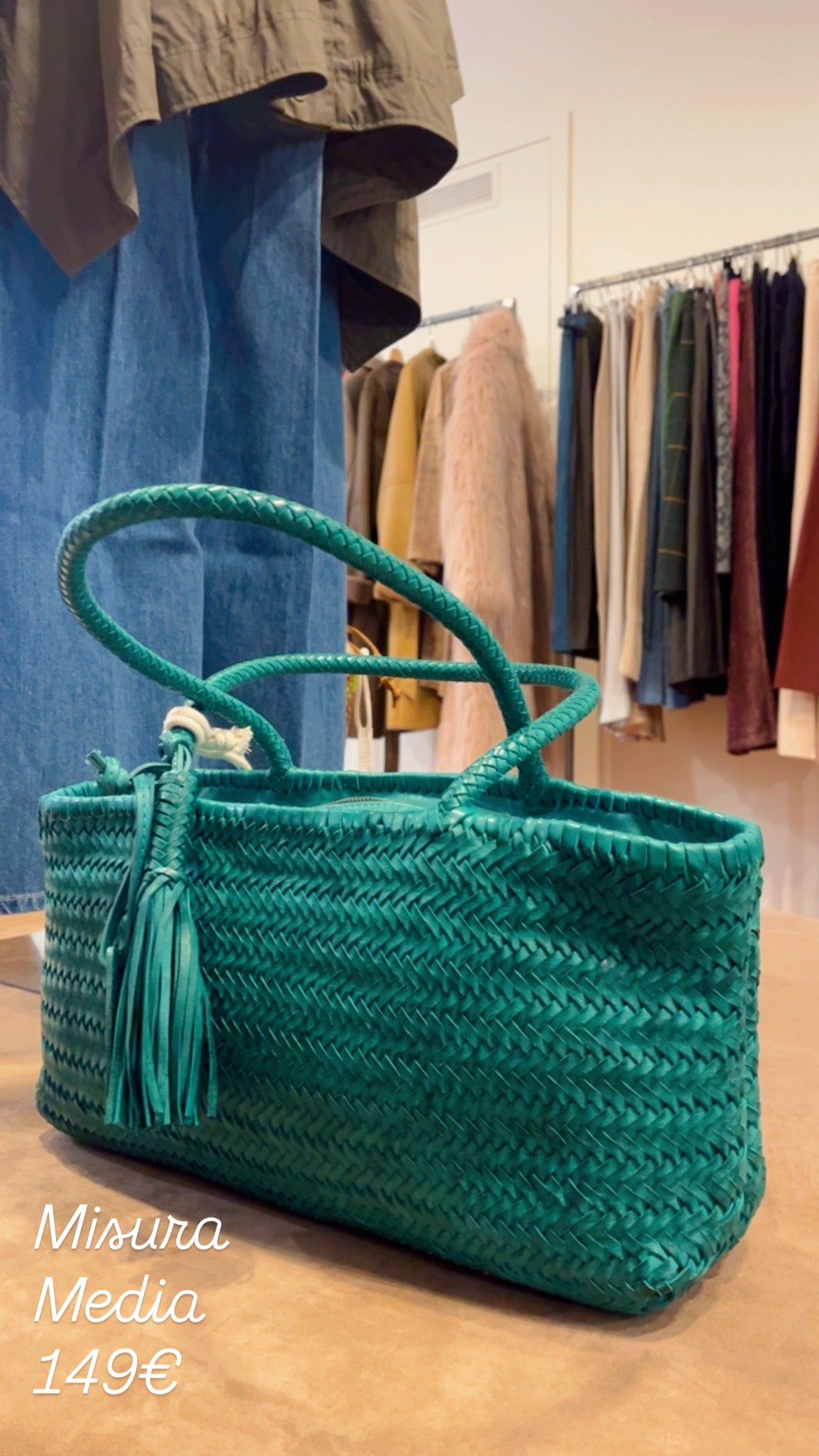 Borsa media intrecciata